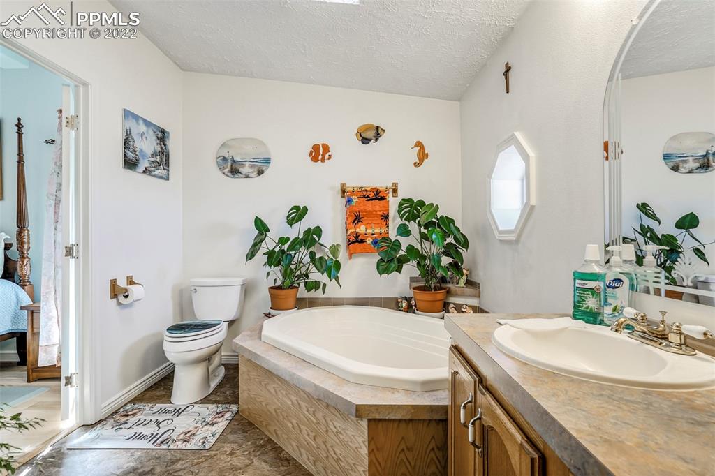 Listing 4841740, Image 28 of 49