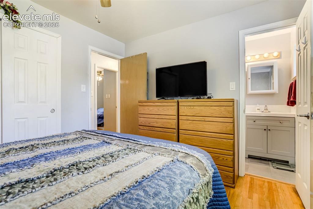 Image 19 of 45: Master Bedroom