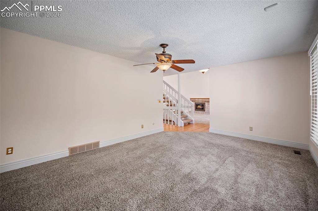 Image 19 of 50: Main floor