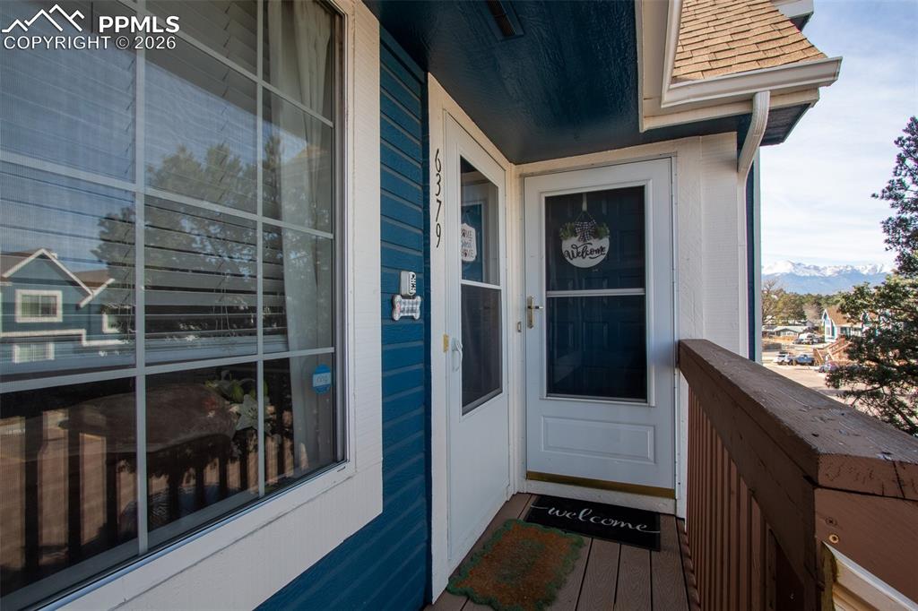 Image 5 of 22: Balcony