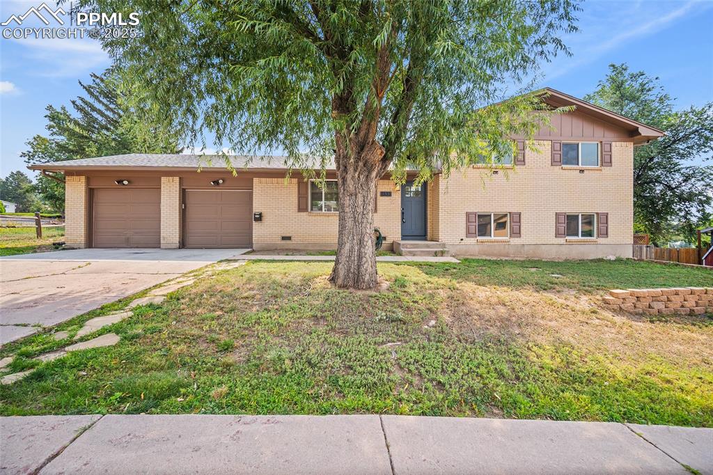 Caption: Front of Structure