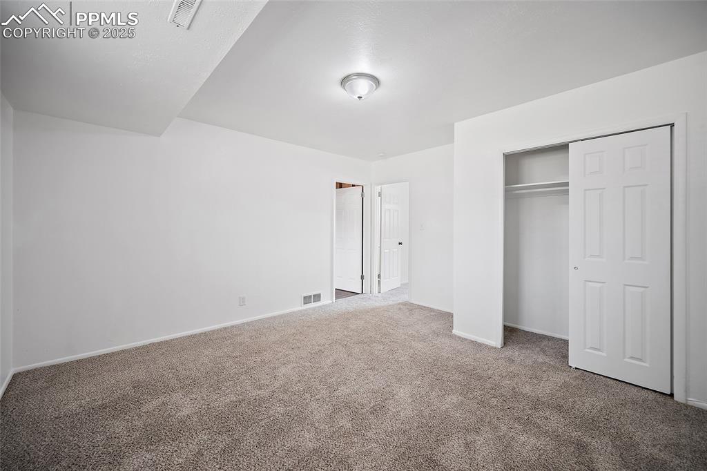 Image 24 of 47: Bedroom