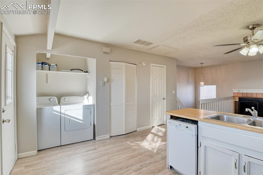 Image 16 of 31: No Description Available