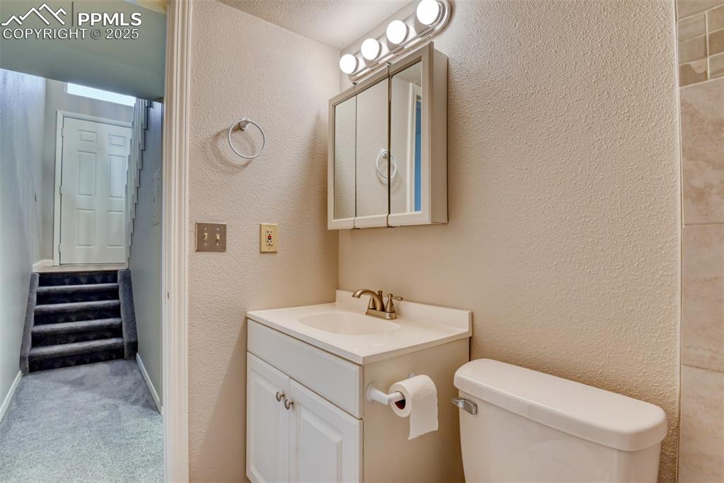 Image 22 of 31: No Description Available