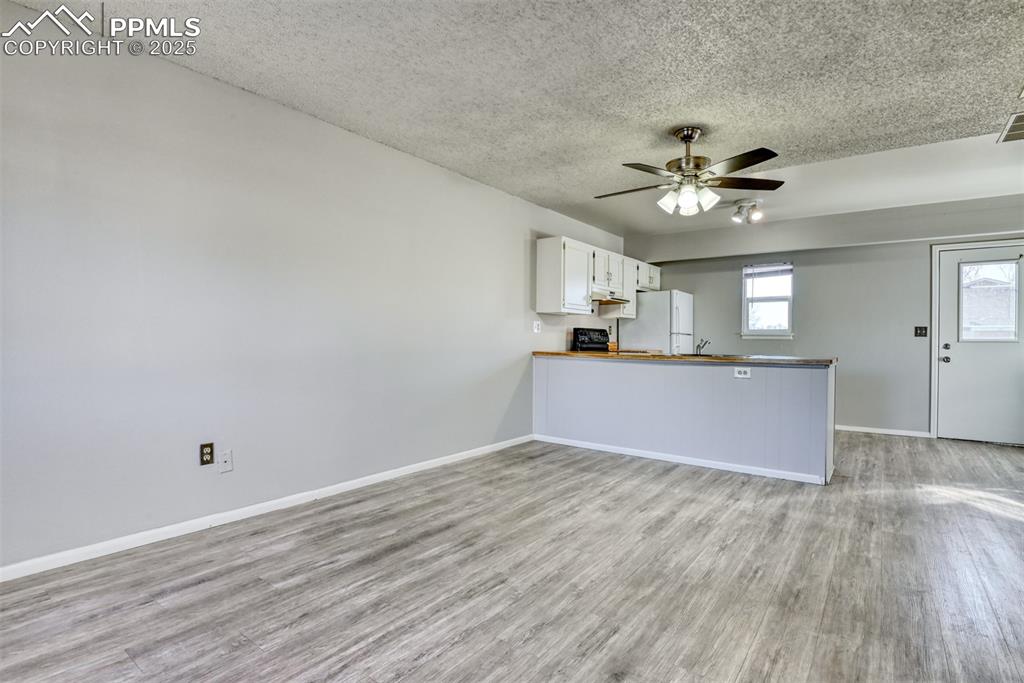 Image 7 of 31: No Description Available