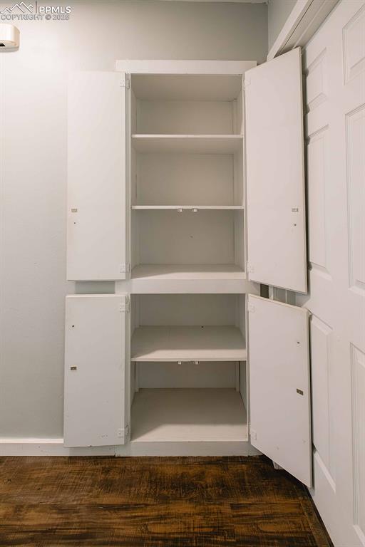 Image 20 of 43: Plenty of extra storage.