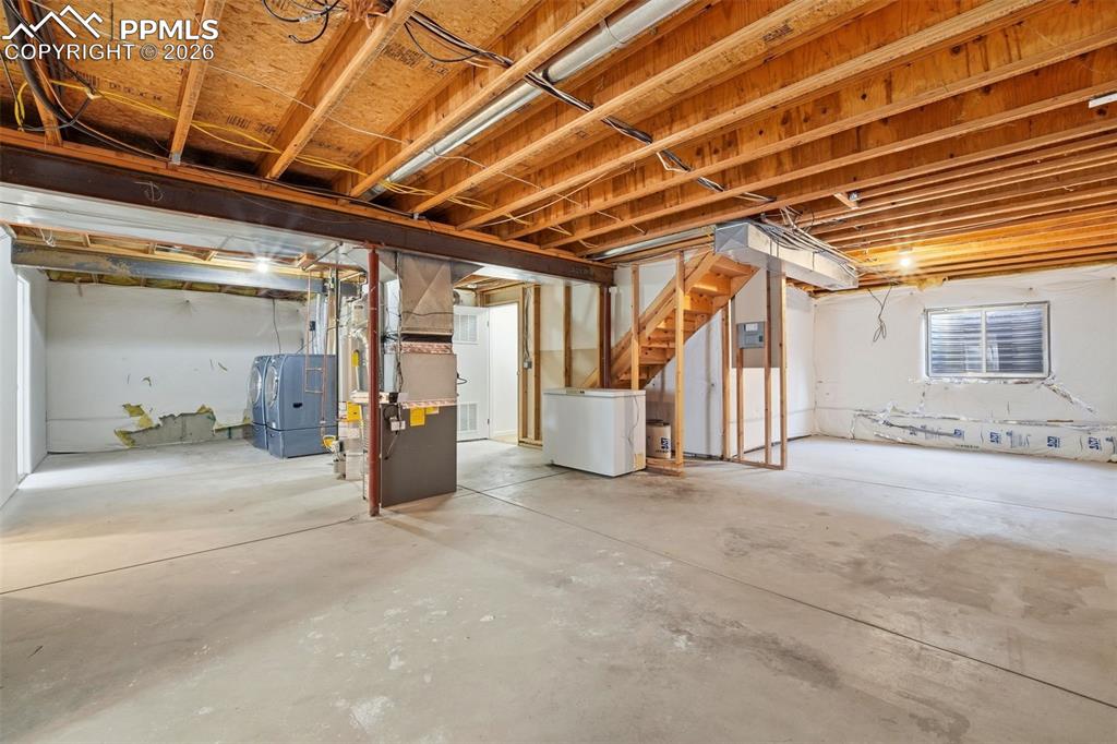 Image 33 of 49: Basement