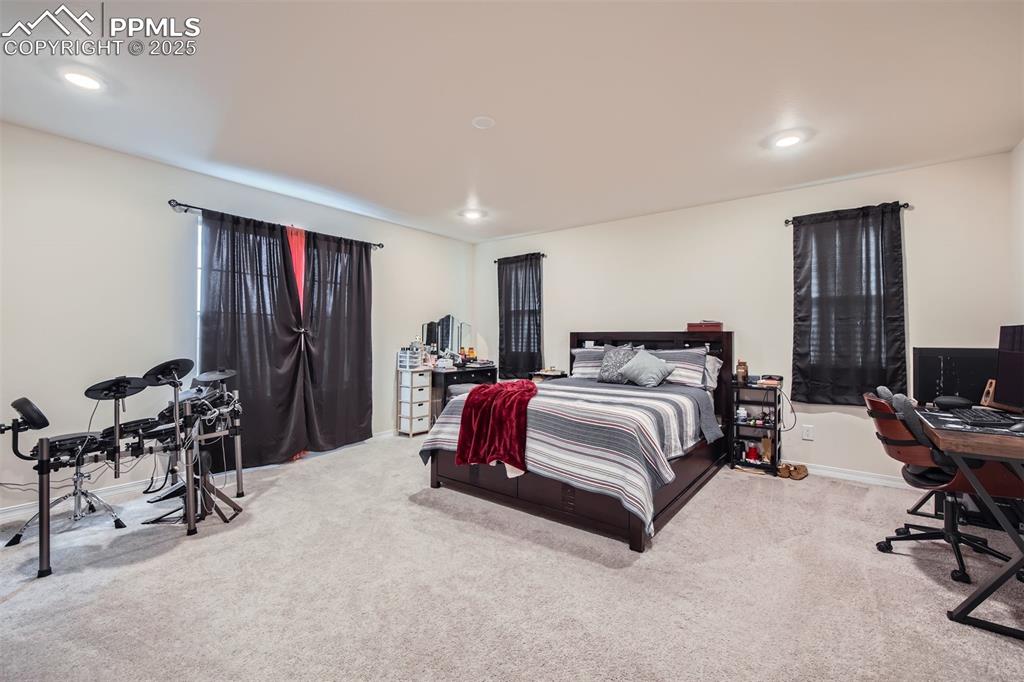 Image 12 of 38: Bedroom