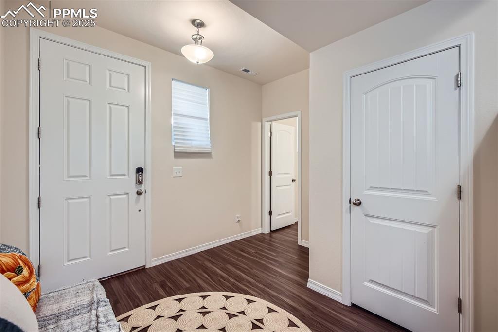 Image 5 of 38: Entry