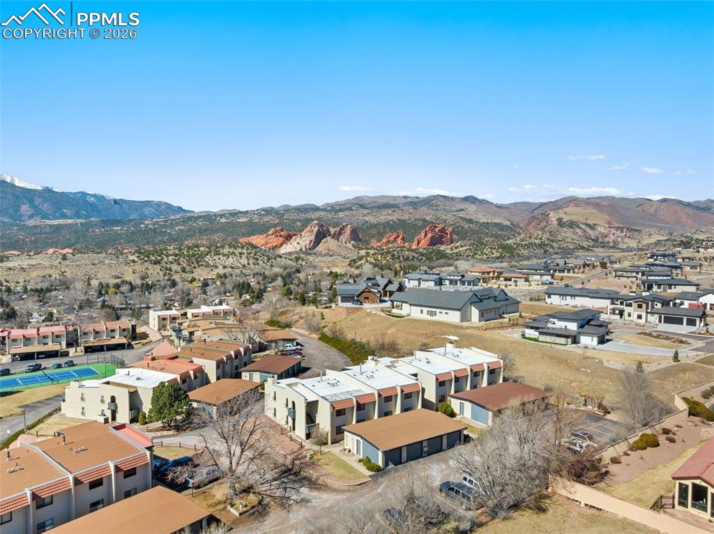 Image 34 of 47: Balcony