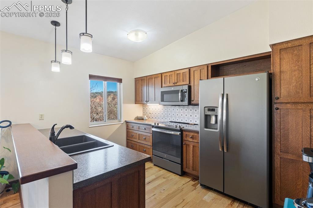 Image 9 of 47: Living Room