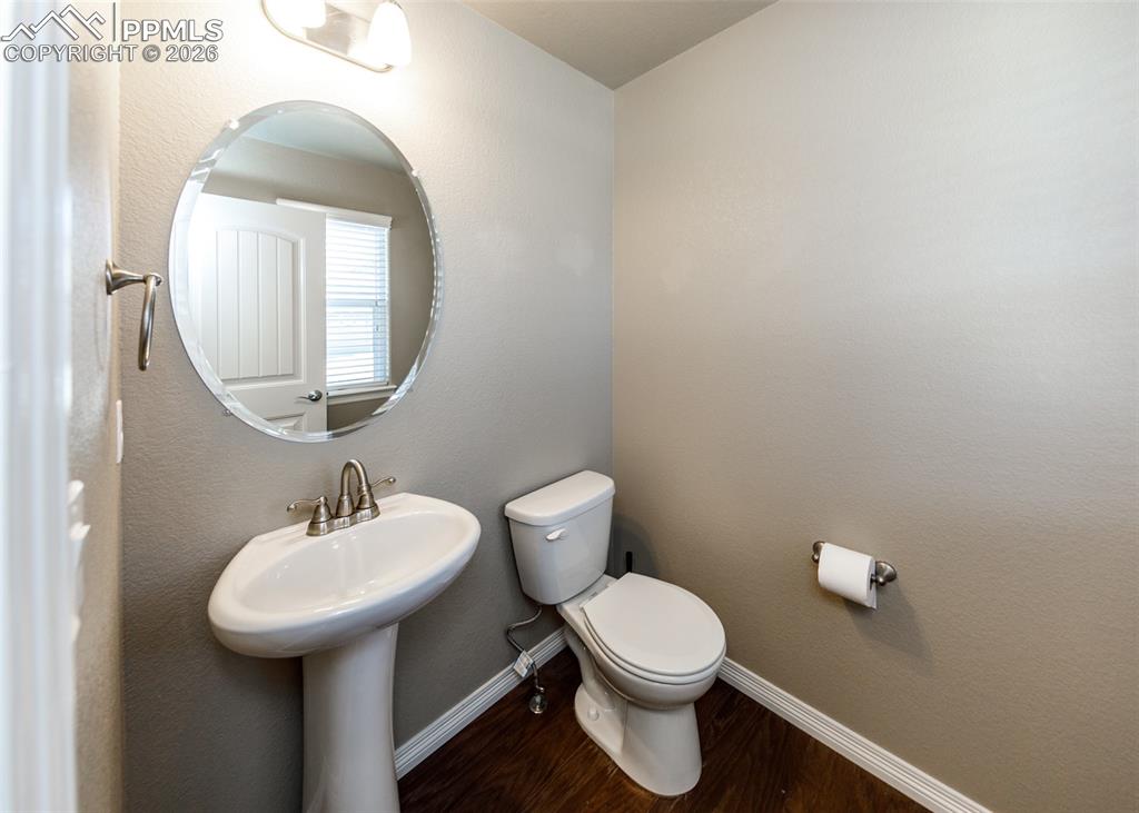 Image 16 of 37: Bathroom