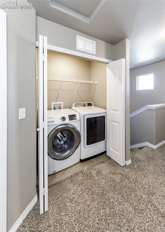 Image 26 of 37: Laundry