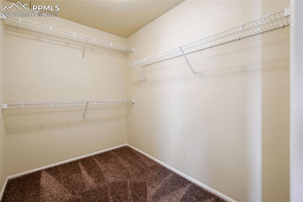 Image 16 of 35: Closet