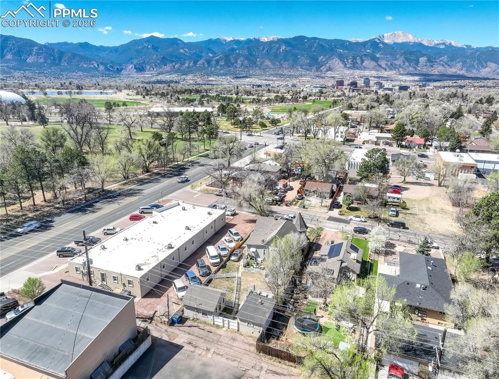 Image 11 of 11: Walking distance to Memorial Park