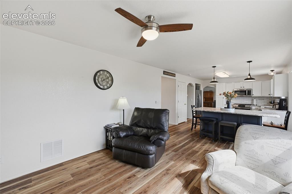 Image 15 of 43: Living Room