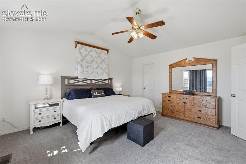 Image 20 of 43: Bedroom