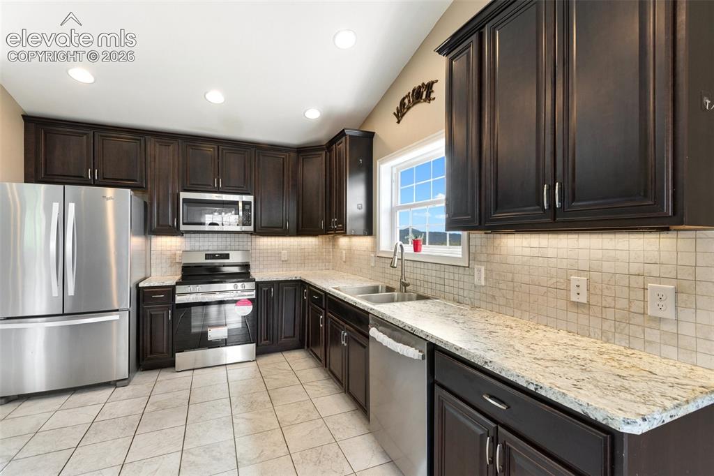 Image 12 of 49: Kitchen