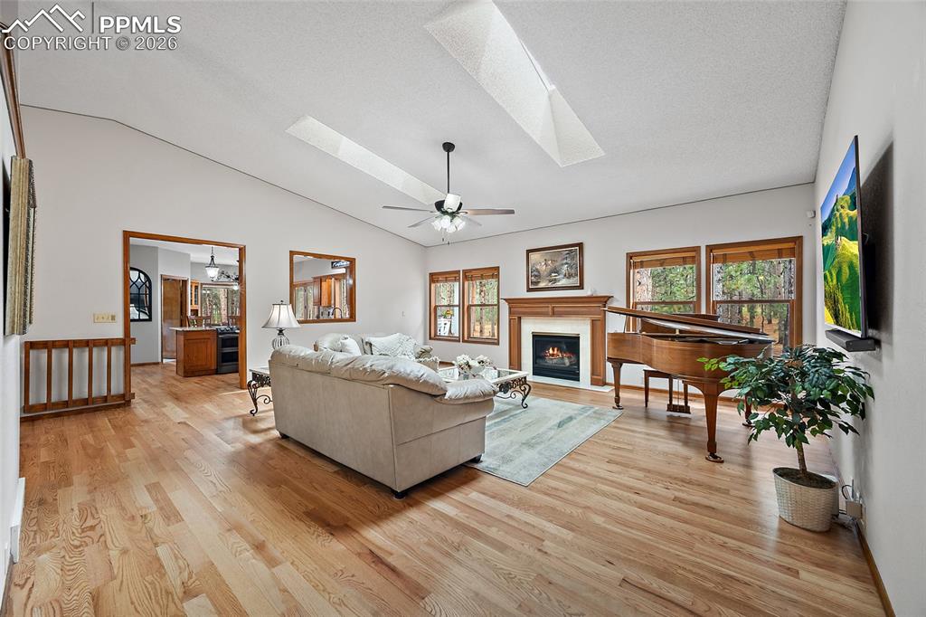 Image 10 of 44: Living Room