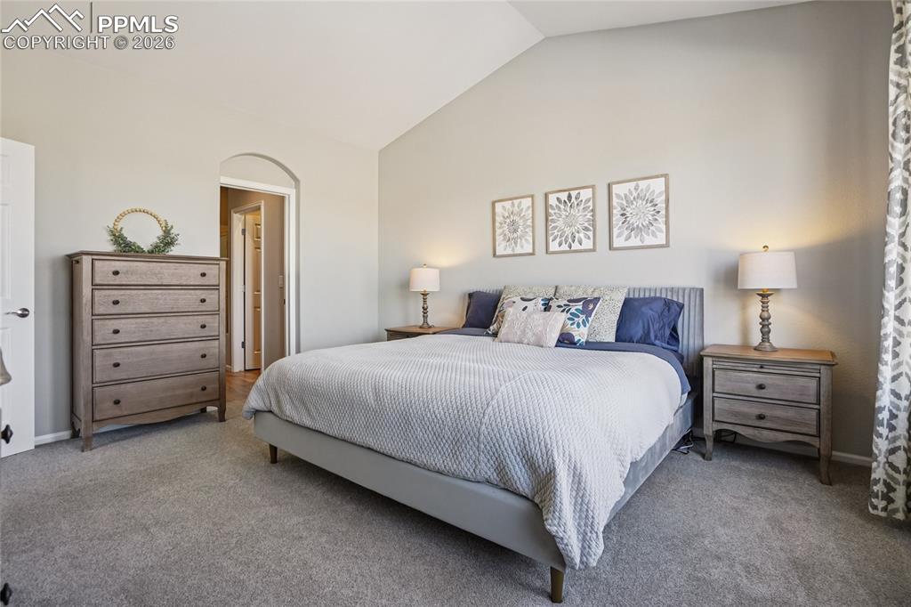 Image 15 of 44: Bedroom