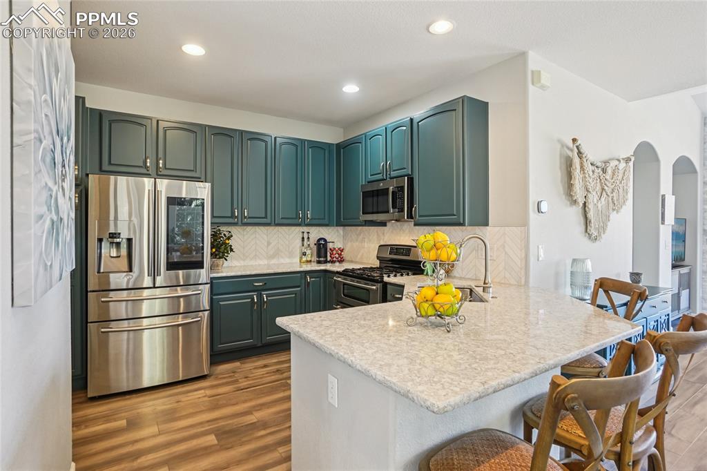 Image 3 of 44: Kitchen