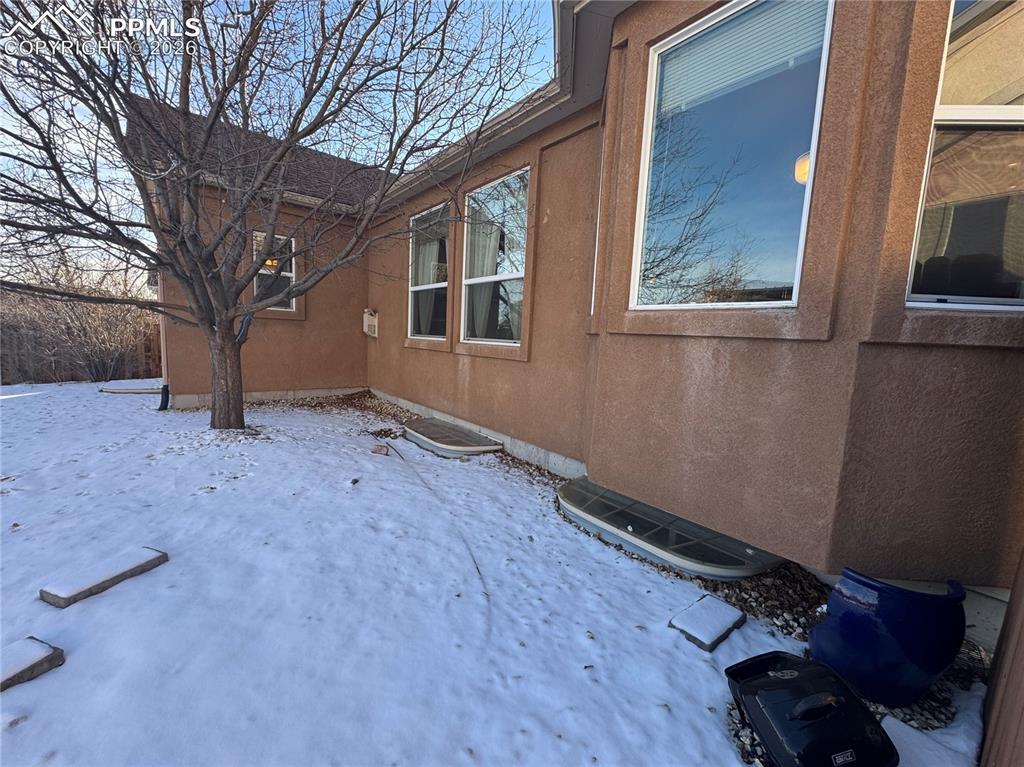 Image 48 of 50: Side of Structure