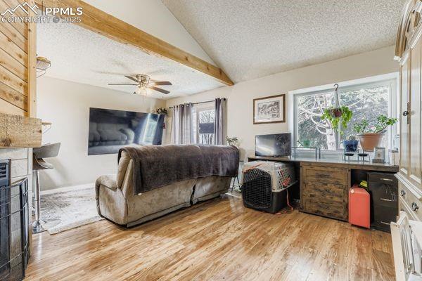 Image 6 of 27: Living Room