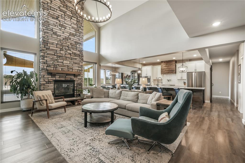 Image 5 of 50: Floor Plan