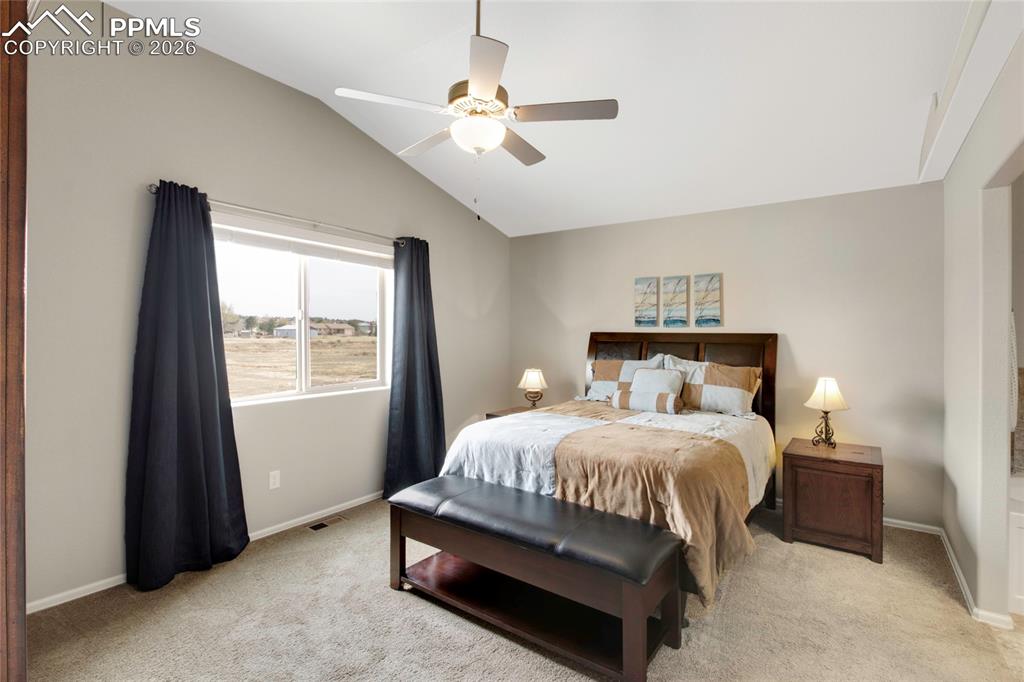 Image 15 of 43: Bedroom