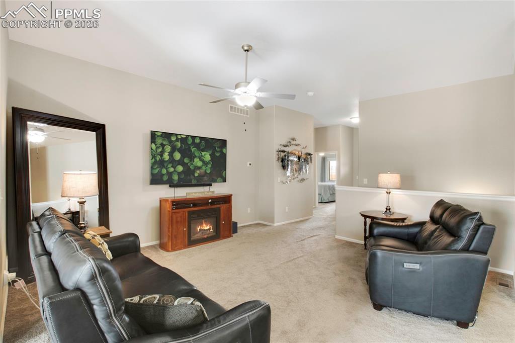 Image 22 of 43: Living Room