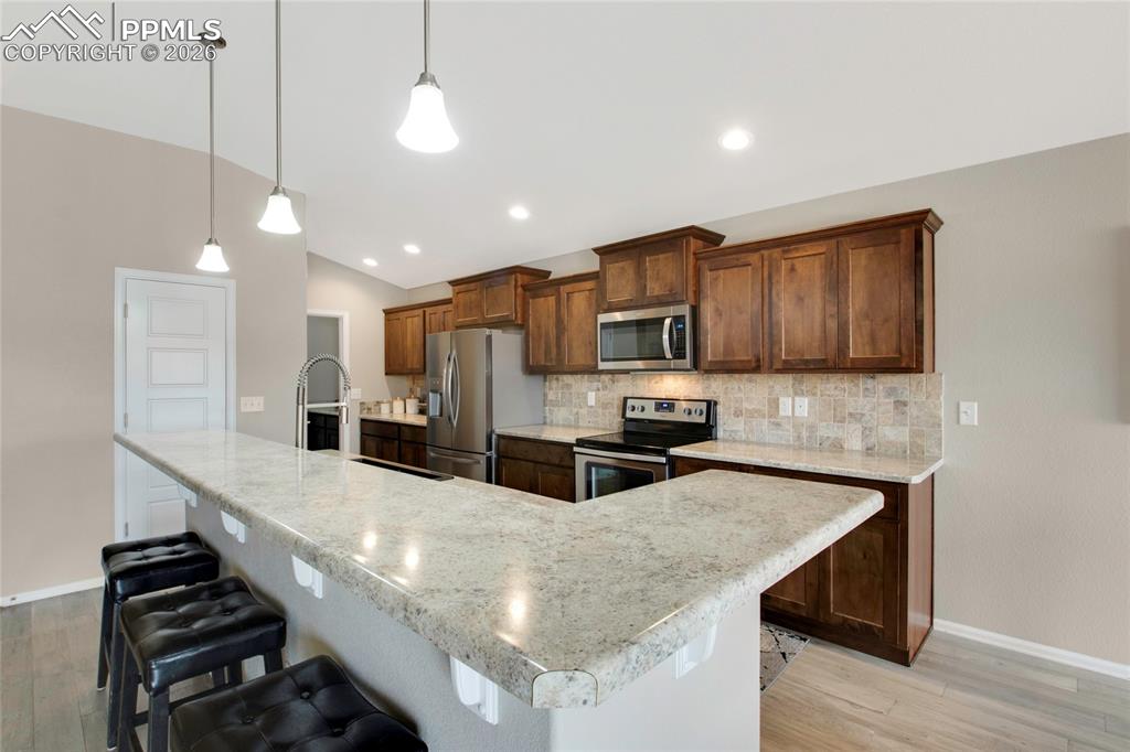 Image 7 of 43: Kitchen