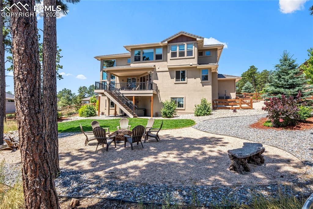 Image 42 of 46: Back of Structure