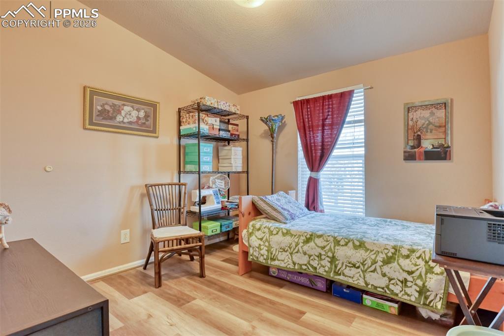 Image 24 of 37: Bedroom