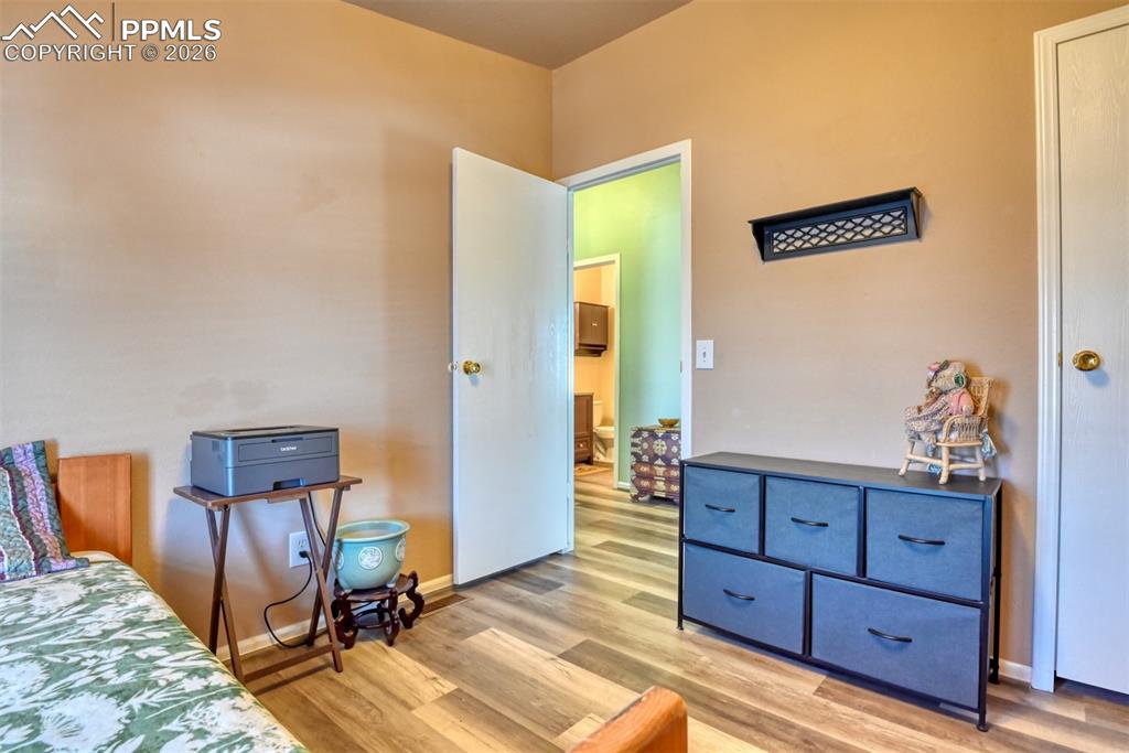 Image 26 of 37: Bedroom