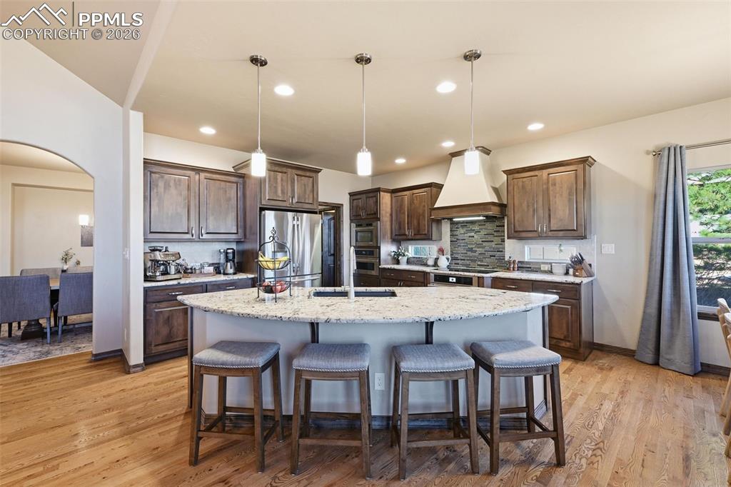 Image 20 of 50: Gorgeous Gourmet Kitchen