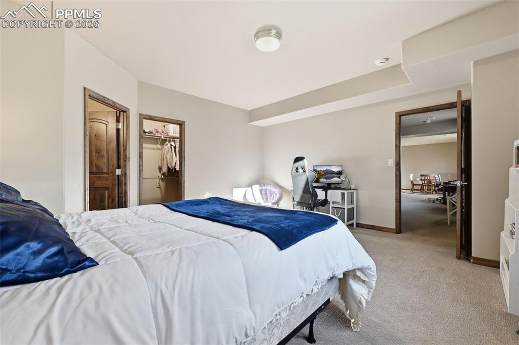 Image 45 of 50: Bedroom