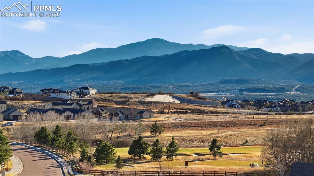 Image 8 of 50: Outstanding views