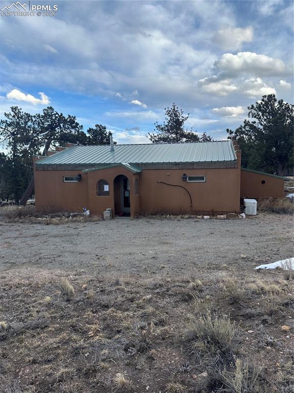 Image 5 of 6: Front of Structure