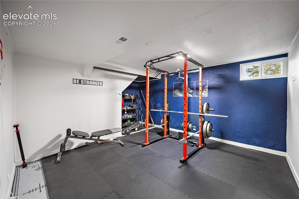 Image 26 of 48: Exercise Room