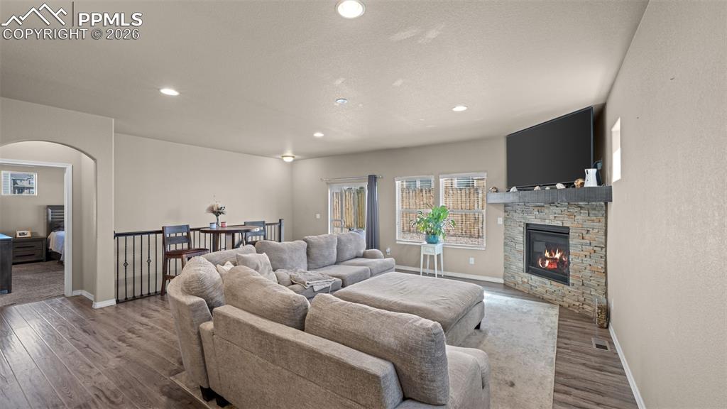 Image 11 of 42: Living Room