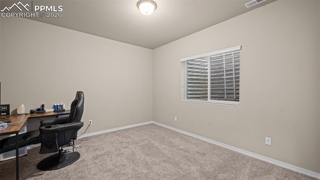 Image 28 of 42: Bedroom