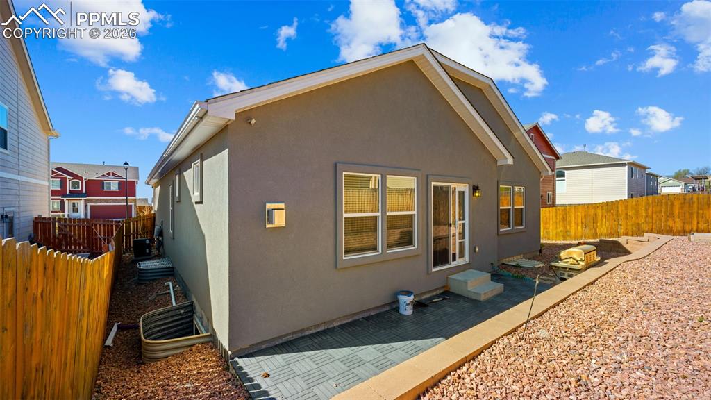 Image 34 of 42: Back of Structure