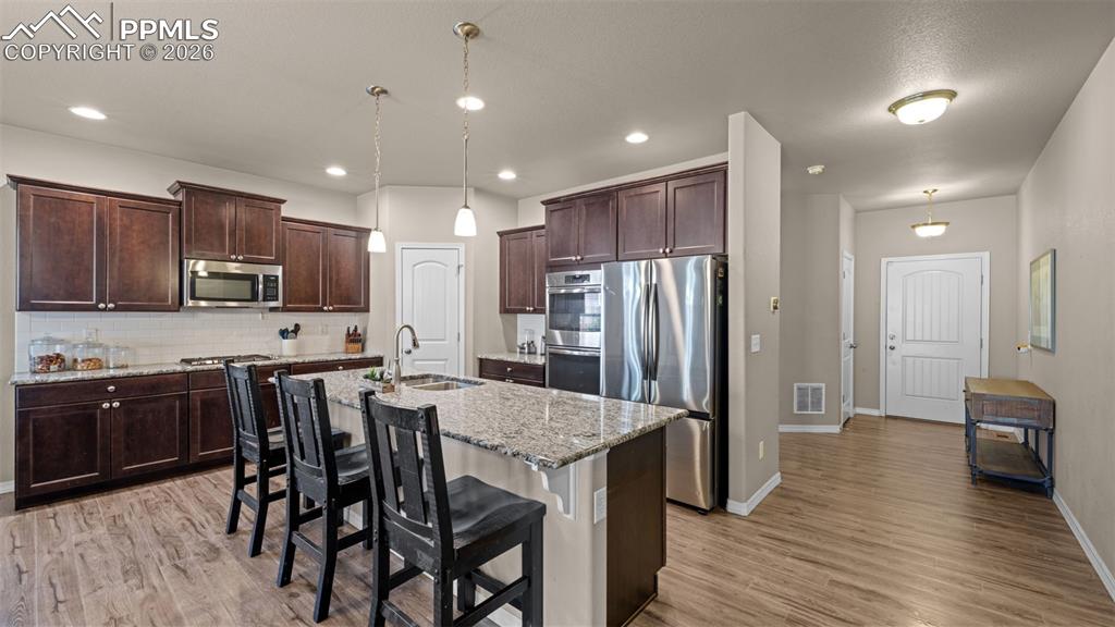 Image 6 of 42: Kitchen