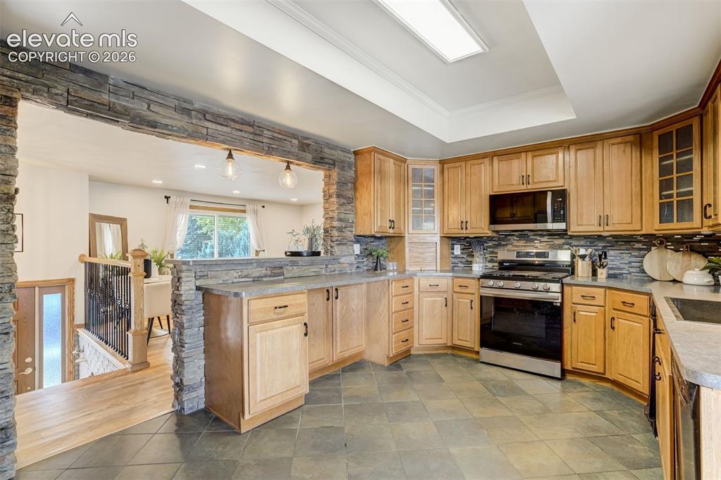 Image 8 of 44: This is the part of the listing where you stop scrolling and start texting