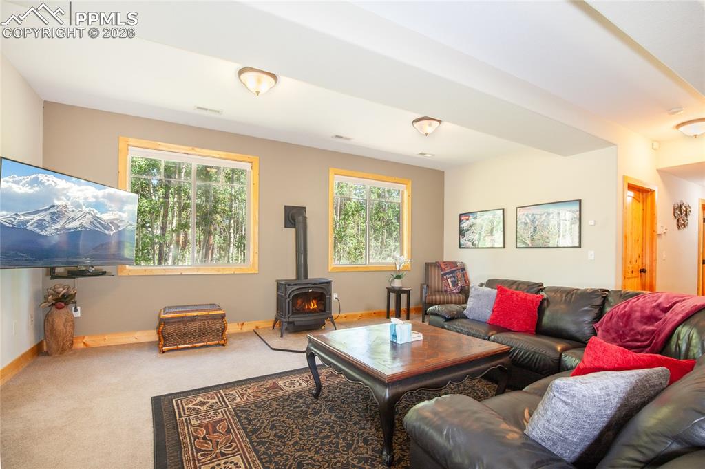 Image 37 of 50: Bedroom