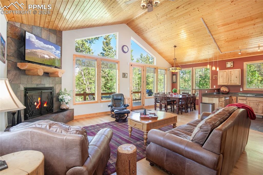 Image 9 of 50: Front of Structure