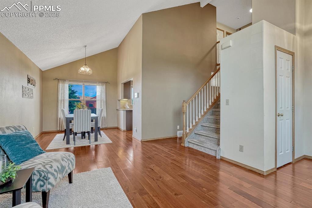 Image 10 of 50: Living Room