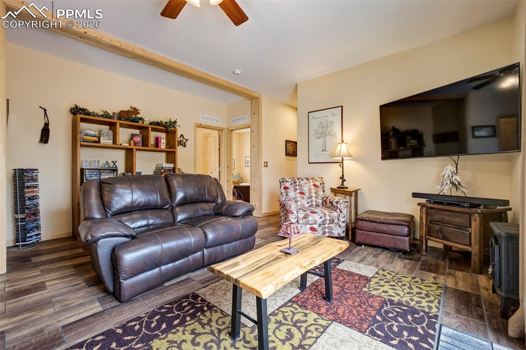 Image 11 of 50: Living Room