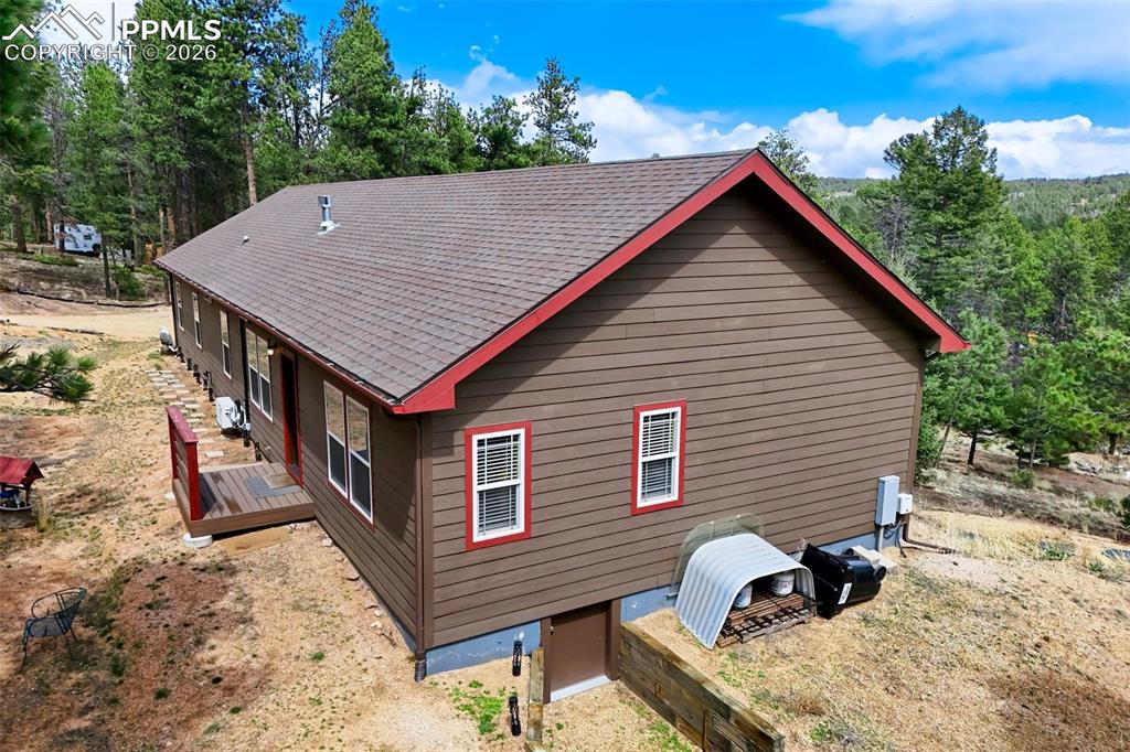 Image 45 of 50: Side of Structure