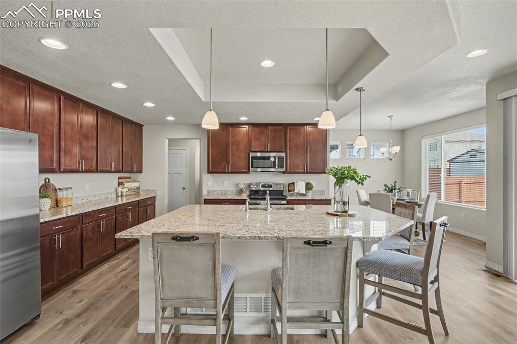 Image 13 of 38: Kitchen